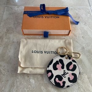 Louis Vuitton Wild At Heart Illustre Bag Charm and Key Holder